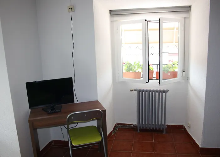 La Estacion Πανσιόν Ávila