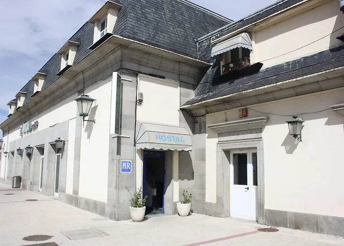 La Estacion Penzion Ávila